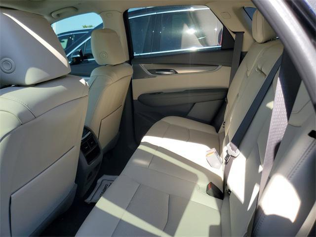 new 2025 Cadillac XT5 car, priced at $54,025