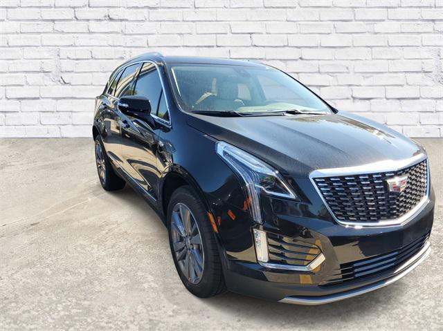 new 2025 Cadillac XT5 car, priced at $54,025