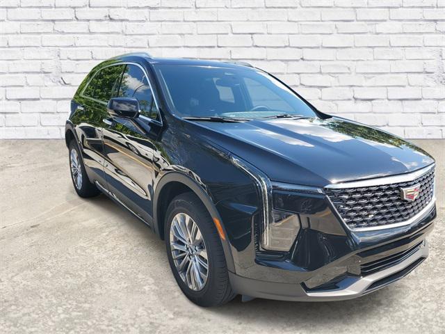 new 2025 Cadillac XT4 car, priced at $42,615