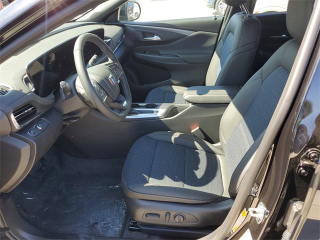 new 2025 Buick Envista car, priced at $27,280