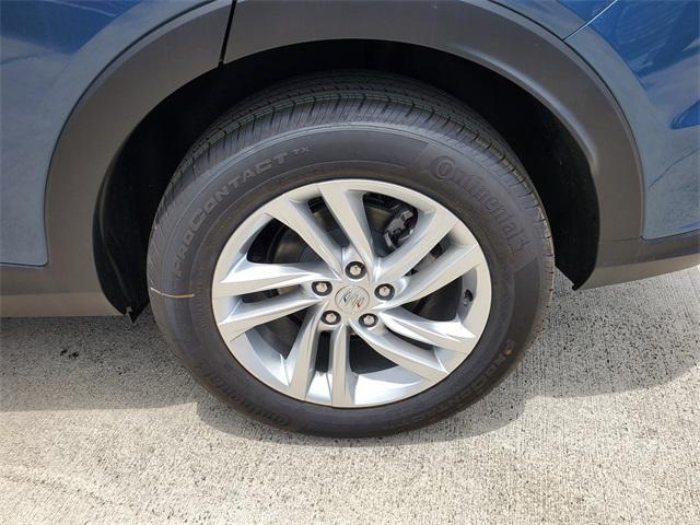 new 2025 Buick Envista car, priced at $27,280