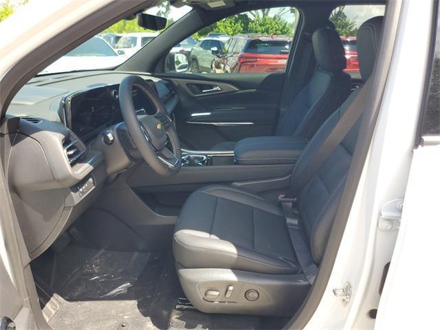new 2026 Chevrolet Traverse car, priced at $43,703