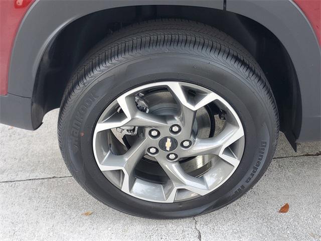 used 2025 Chevrolet Trax car, priced at $22,500