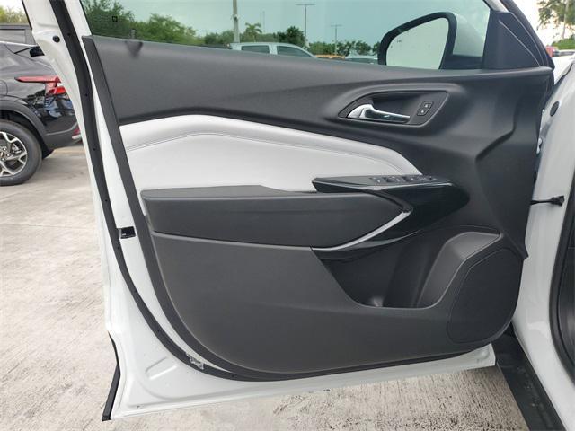 new 2025 Chevrolet Trax car, priced at $25,485