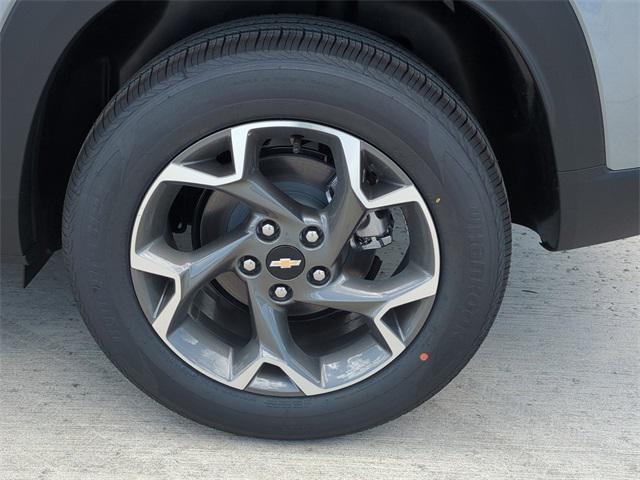 new 2025 Chevrolet Trax car, priced at $24,211