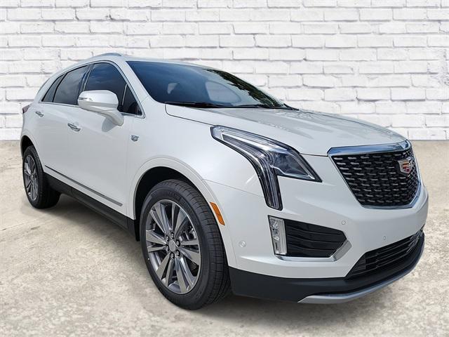 new 2025 Cadillac XT5 car, priced at $55,490