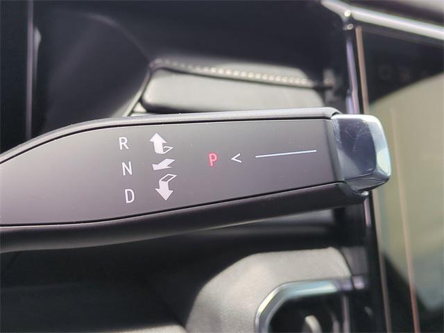 new 2025 GMC Acadia car, priced at $42,332