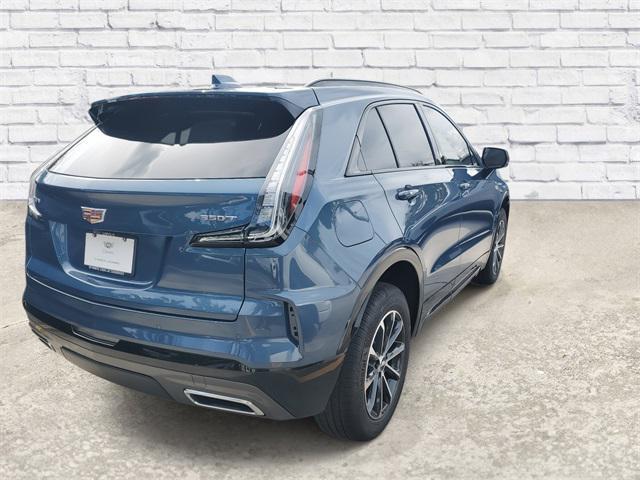 new 2025 Cadillac XT4 car, priced at $35,915