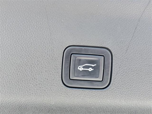 used 2022 Cadillac Escalade ESV car, priced at $63,250