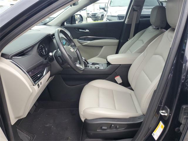 used 2022 Cadillac XT4 car, priced at $21,995