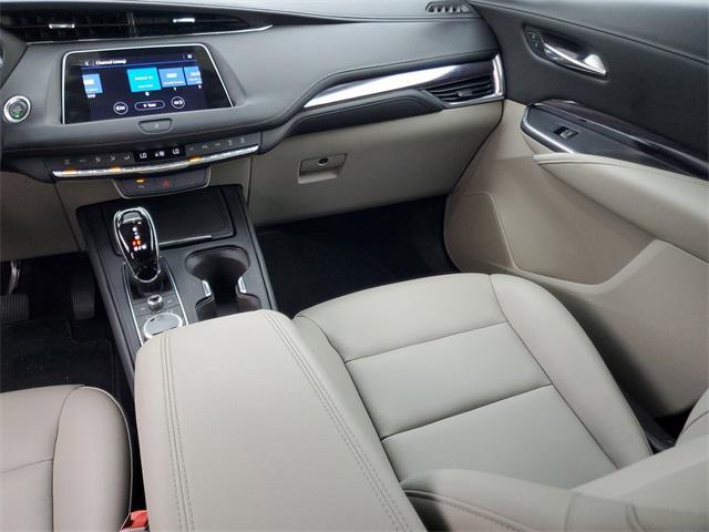used 2022 Cadillac XT4 car, priced at $21,995
