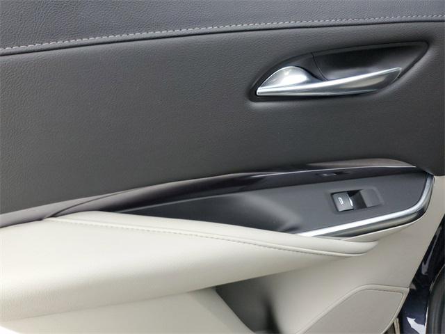 used 2022 Cadillac XT4 car, priced at $21,995