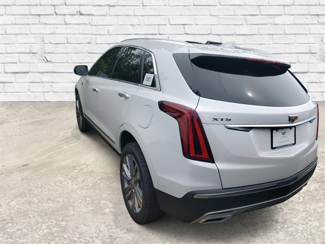 new 2025 Cadillac XT5 car, priced at $56,690