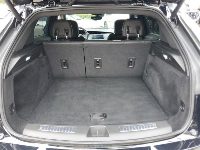 used 2022 Cadillac XT4 car, priced at $24,898