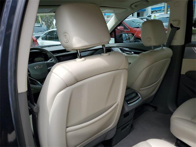 used 2023 Cadillac XT6 car, priced at $37,619