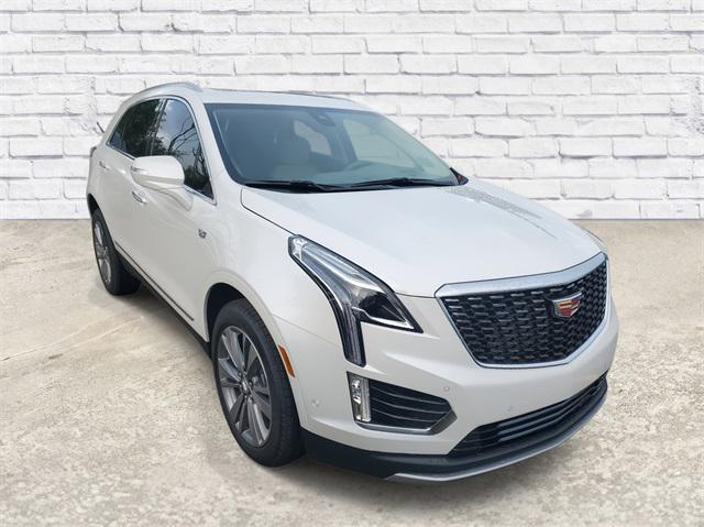 new 2025 Cadillac XT5 car, priced at $55,490