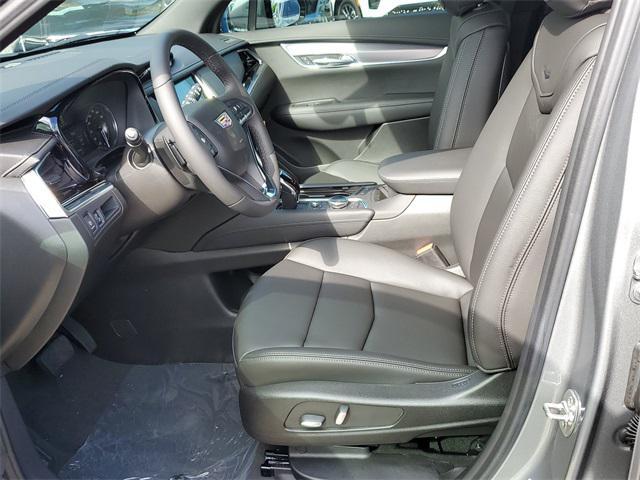 new 2025 Cadillac XT6 car, priced at $48,840