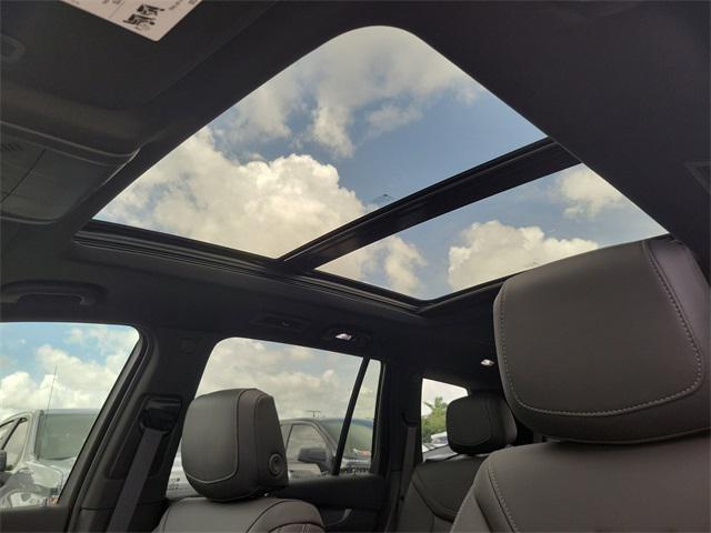 new 2025 Cadillac XT6 car, priced at $48,840