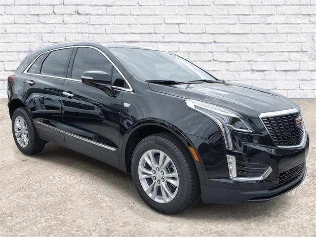 new 2025 Cadillac XT5 car, priced at $45,315