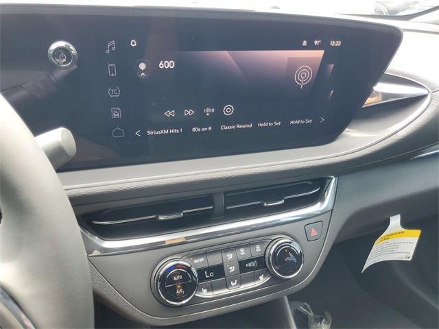 new 2025 Buick Envista car, priced at $26,753