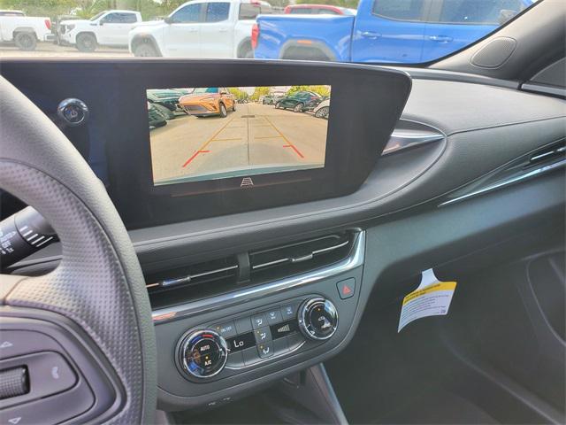 new 2025 Buick Envista car, priced at $26,880