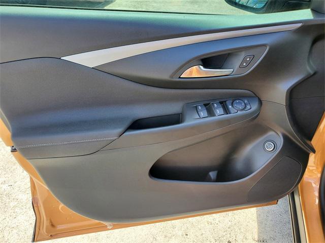 new 2025 Buick Envista car, priced at $26,880