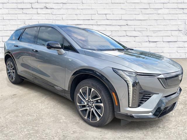 new 2025 Cadillac OPTIQ car, priced at $56,314