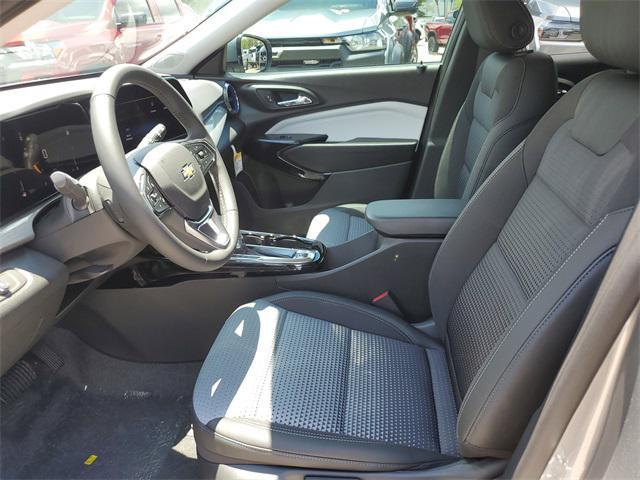 new 2025 Chevrolet Trax car, priced at $25,735
