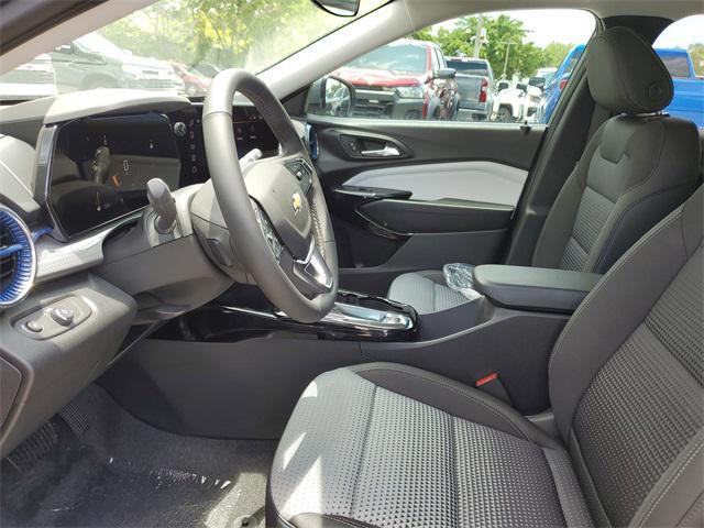 new 2025 Chevrolet Trax car, priced at $25,735