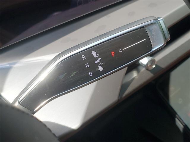 new 2026 Cadillac VISTIQ car, priced at $98,815