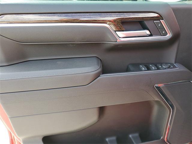 new 2025 GMC Sierra 1500 car, priced at $52,518