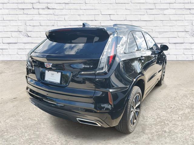 new 2025 Cadillac XT4 car, priced at $43,415