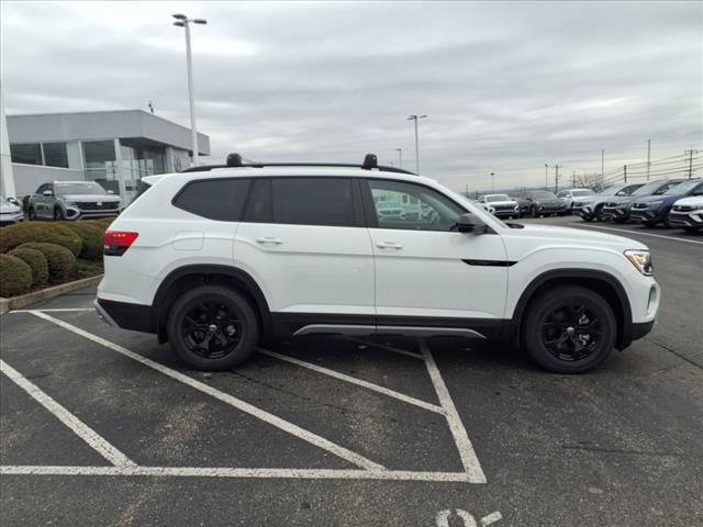 new 2024 Volkswagen Atlas car, priced at $49,806