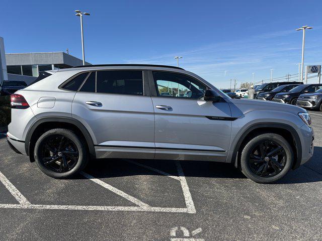 new 2026 Volkswagen Atlas Cross Sport car, priced at $51,854