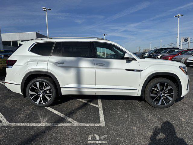 new 2026 Volkswagen Atlas car, priced at $56,568
