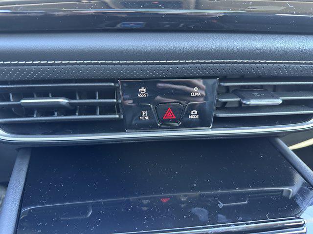 new 2026 Volkswagen Atlas car, priced at $51,418