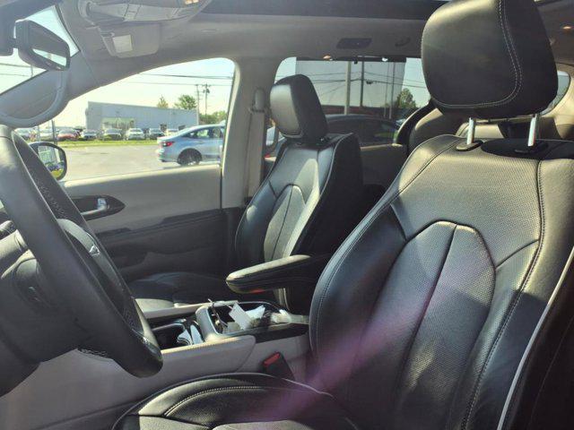 used 2023 Chrysler Pacifica car, priced at $29,000