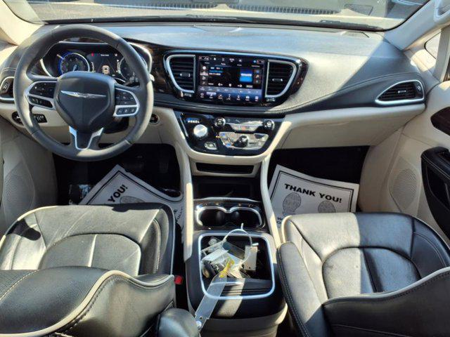 used 2023 Chrysler Pacifica car, priced at $29,000