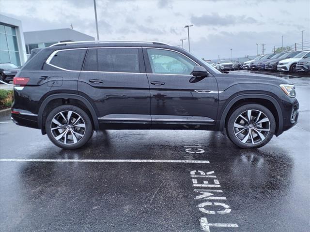 new 2024 Volkswagen Atlas car, priced at $55,519