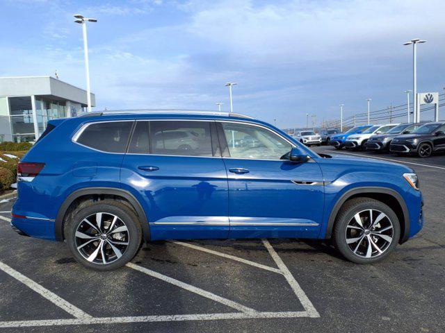 new 2025 Volkswagen Atlas car, priced at $55,174