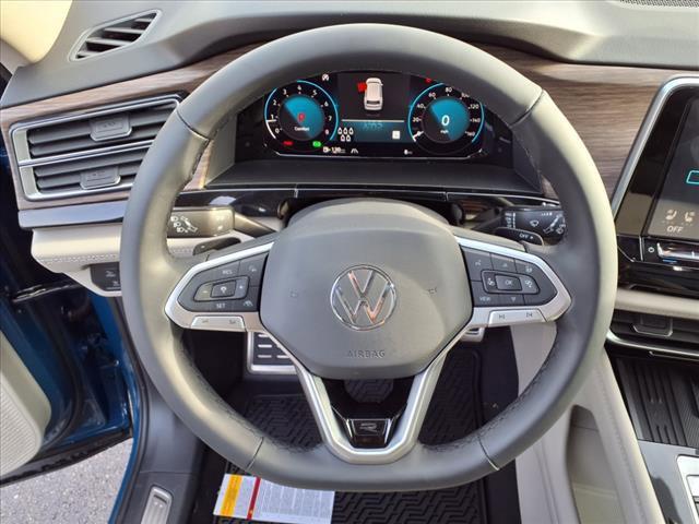 new 2025 Volkswagen Atlas car, priced at $53,761
