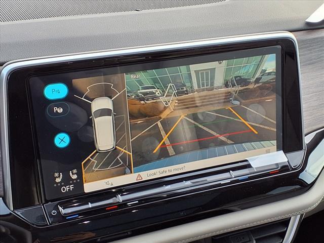 new 2025 Volkswagen Atlas car, priced at $53,761