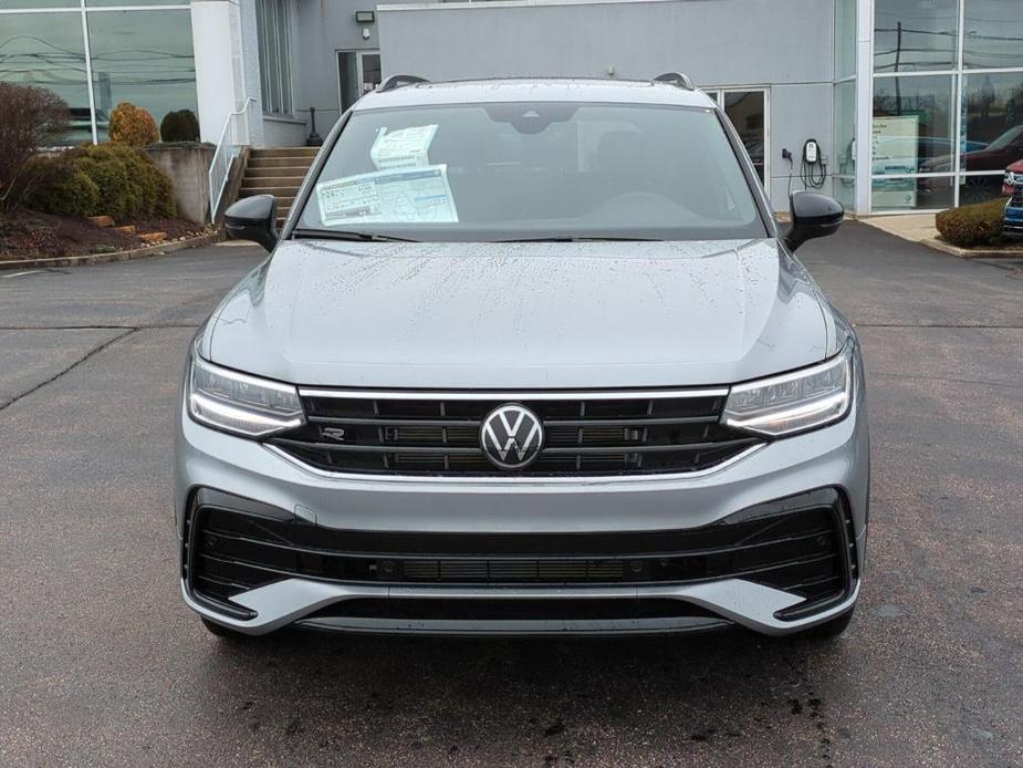 new 2024 Volkswagen Tiguan car, priced at $37,242