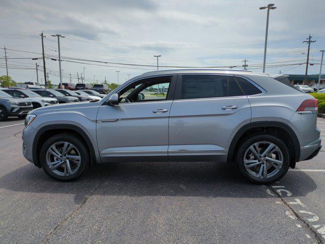 new 2024 Volkswagen Atlas Cross Sport car, priced at $49,286