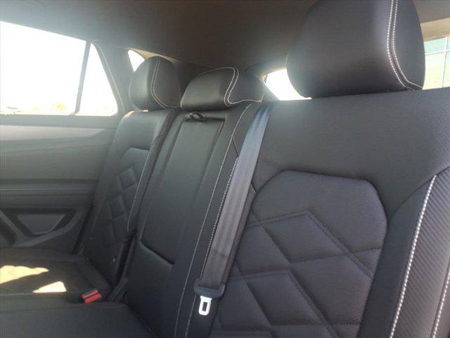 new 2026 Volkswagen Atlas Cross Sport car, priced at $45,453