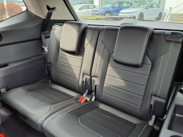new 2025 Volkswagen Atlas car, priced at $49,957
