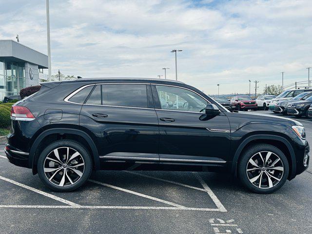 new 2026 Volkswagen Atlas Cross Sport car, priced at $54,295