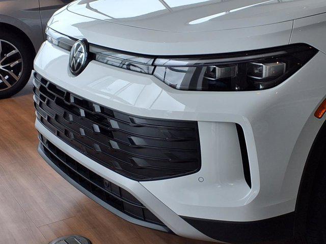 new 2025 Volkswagen Tiguan car, priced at $35,498