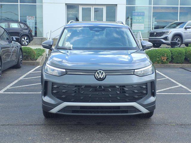 new 2025 Volkswagen Tiguan car, priced at $35,739