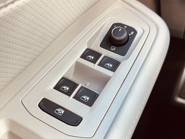 new 2026 Volkswagen Atlas car, priced at $55,247